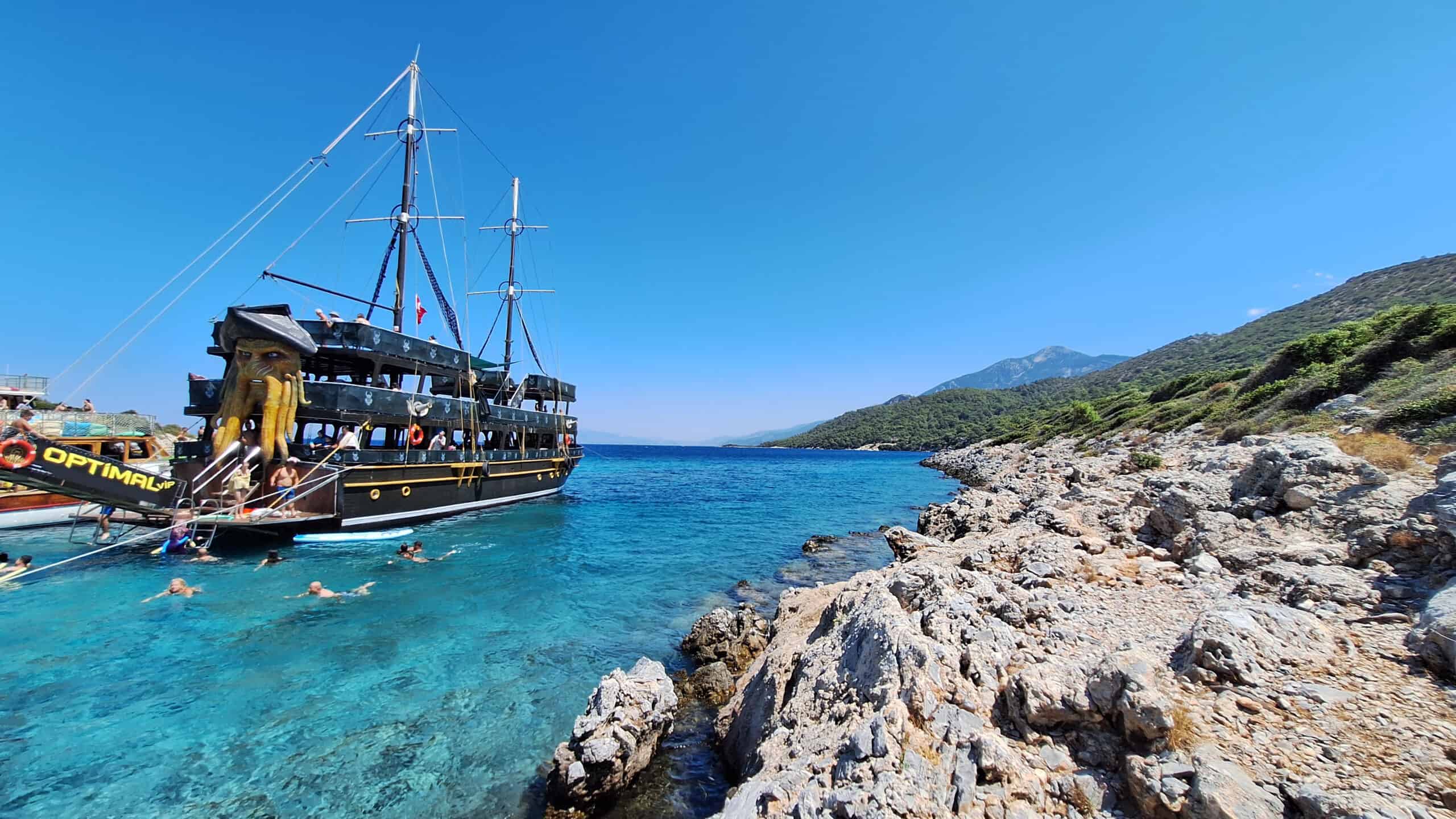 Unutulmaz Anlar için En İyi Boat Tour Deneyimi Nerede Bulunur?